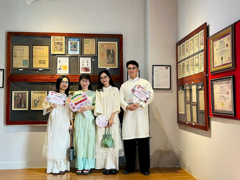 The gallery is a great spot for young people